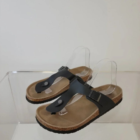 Crown Vintage  Sandals - Picture 1 of 7